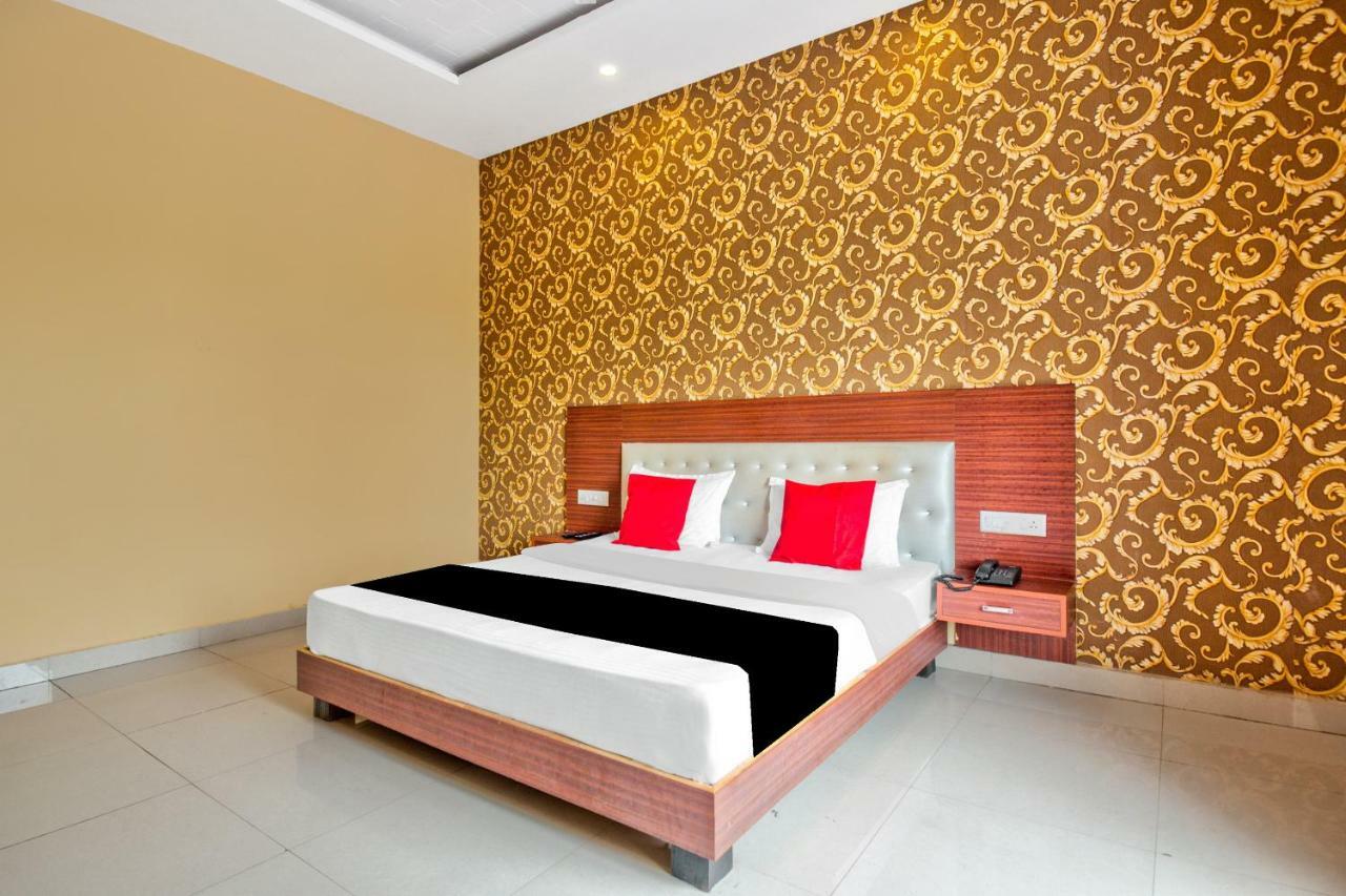 Capital O 40833 Maharaja Hotel & Restaurant Kashipur Exterior foto